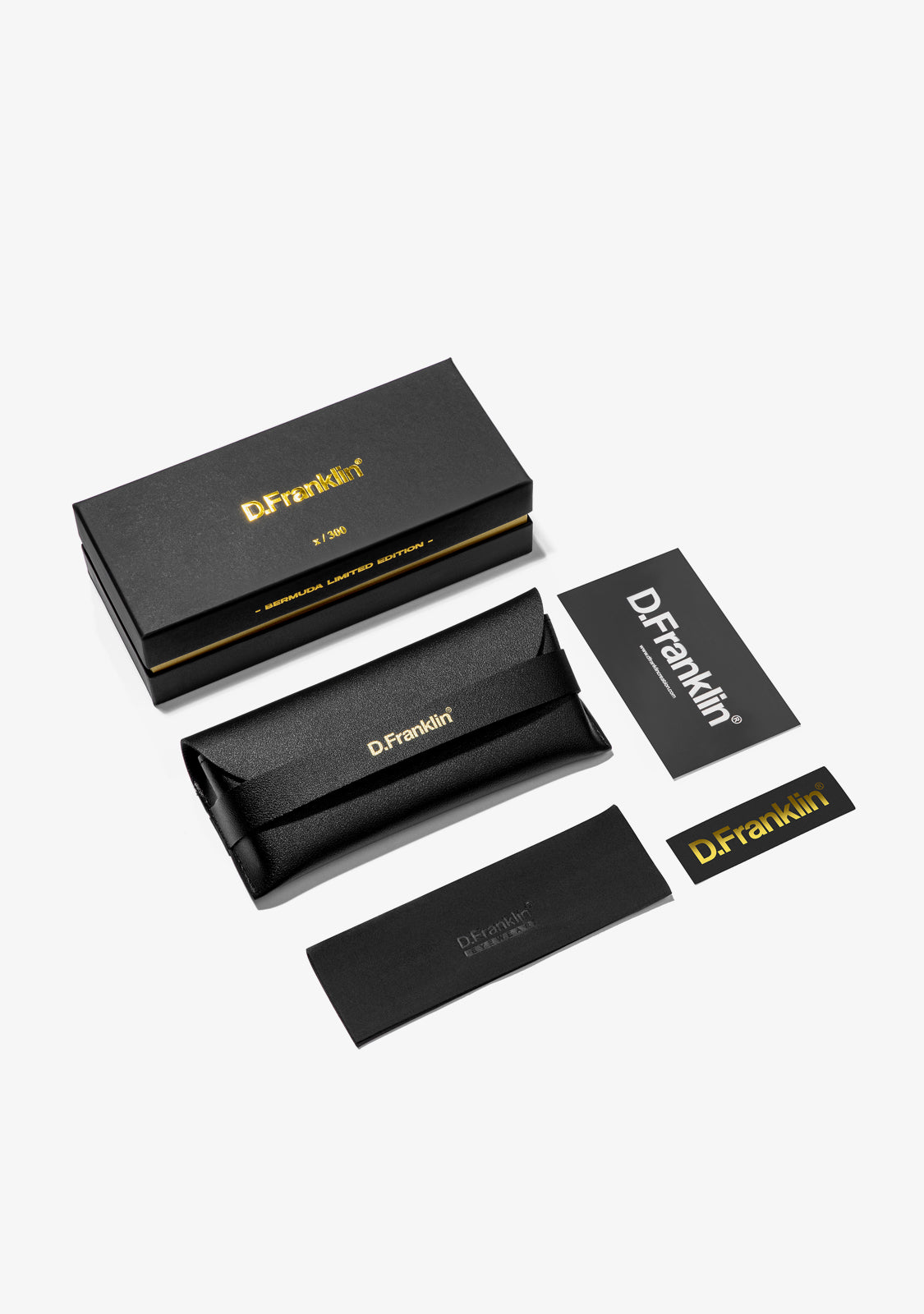 Bermuda Shiny Black / Smoke