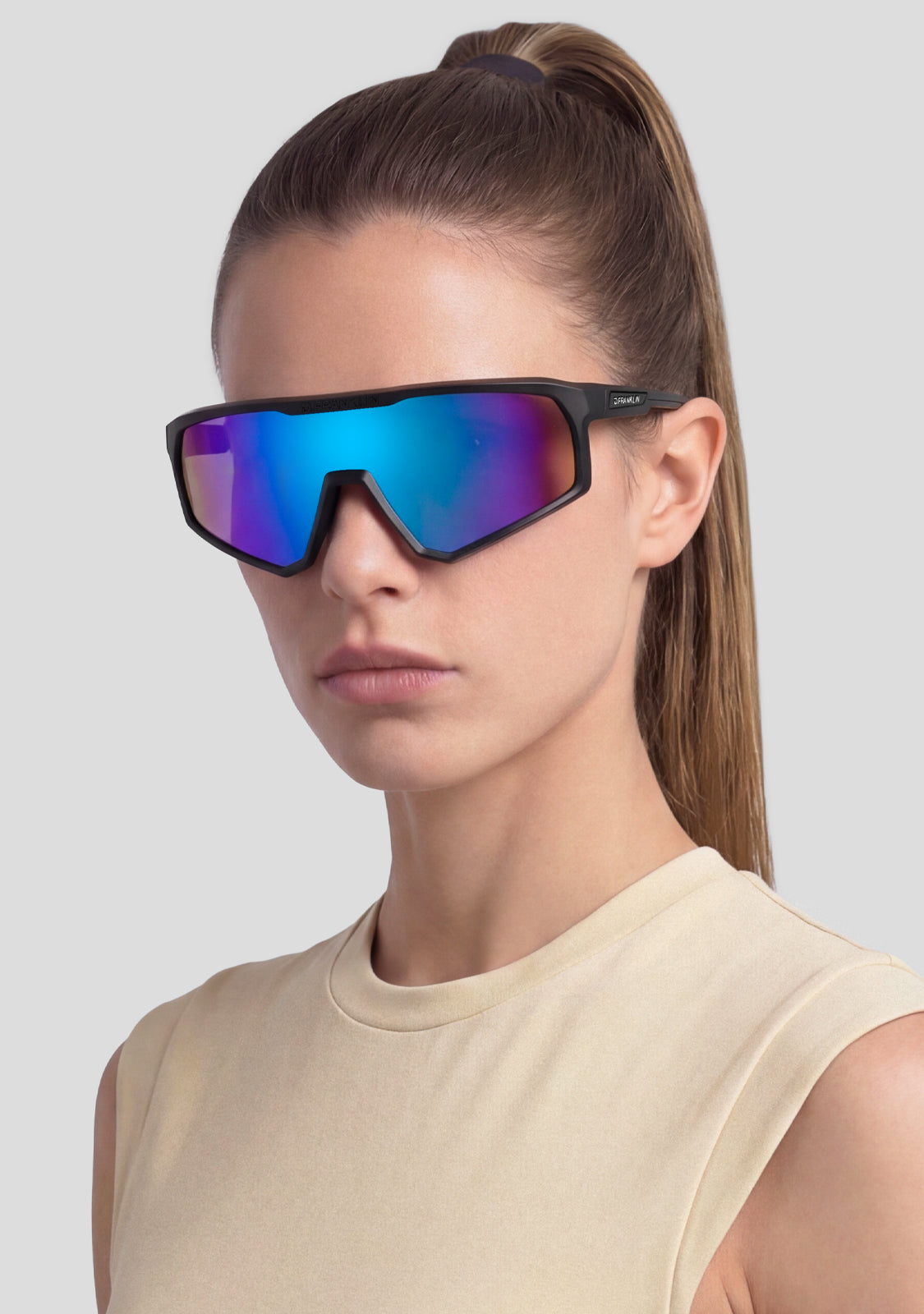 PENTAX サングラス　ブラウンXブルーグラデーション　50/22 Hurricane Sports Sunglasses Black / Blue | D.Franklin®