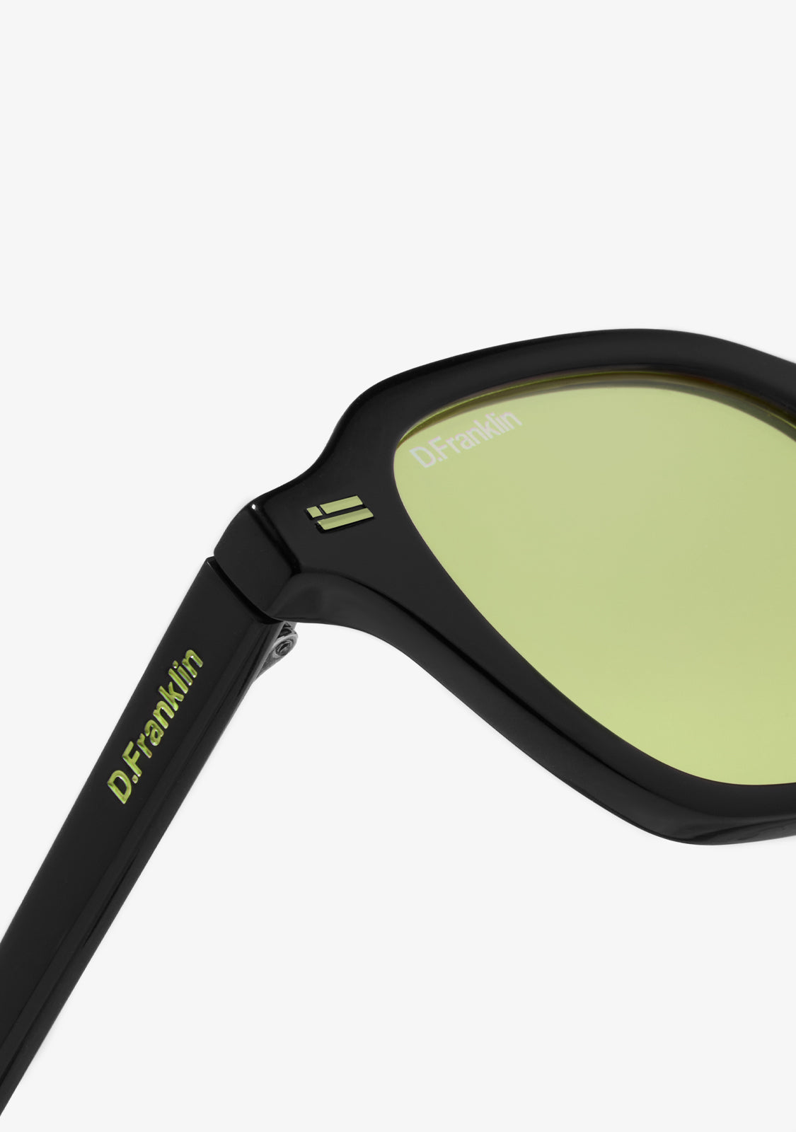 美品★STUSPECT サングラス ライムグリーン 淡いブラック レンズ Ultra Light S Square Black / Green