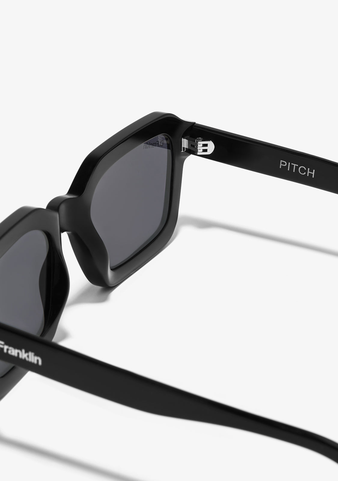 PITCH BLACK 14ポンド3オンス Pitch Black / Black