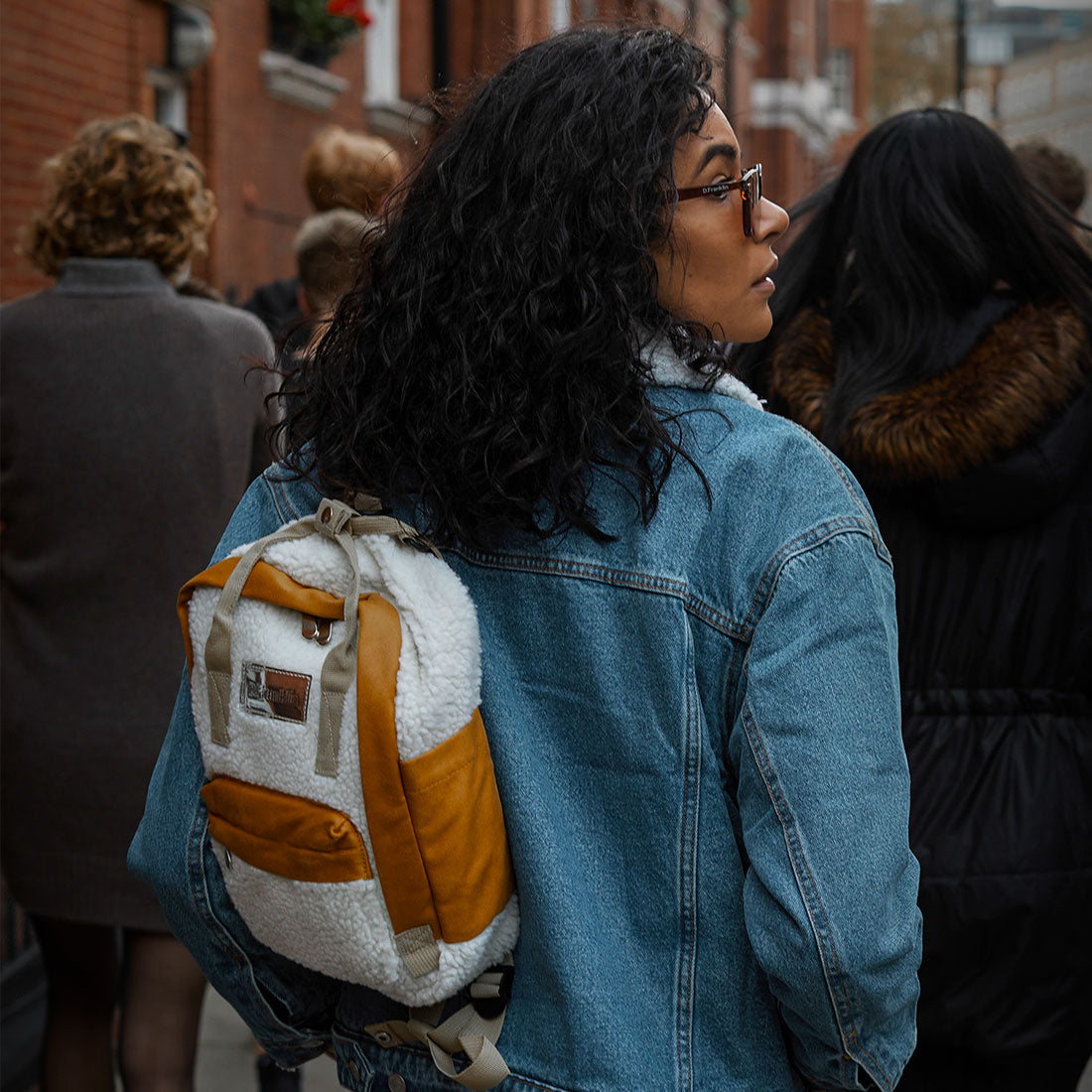 Abby Backpack Fleece Beige / Mustard