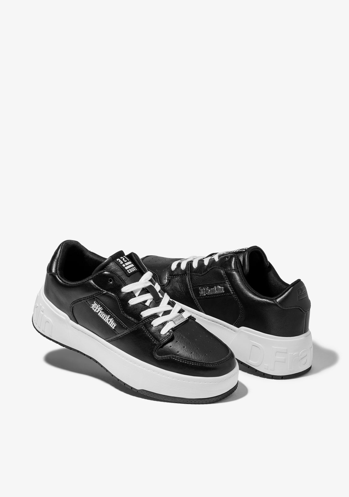 Low Court Black / White