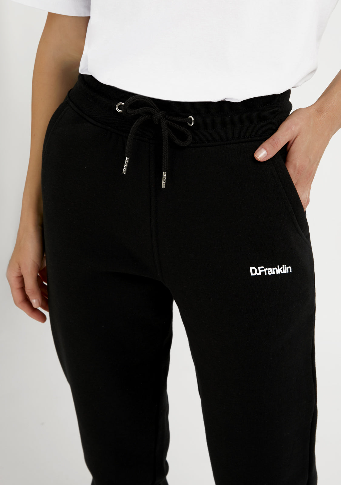 Logo Jogger Black / White